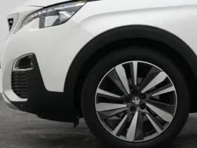 Peugeot 5008 1 2 puretech 130 pk automaat allure 7 pers camera keyless thumbnail 21