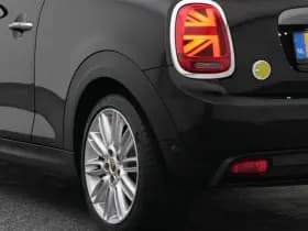 MINI Mini electric essential 33 kwh cruise camera stoelverw thumbnail 19