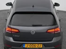 Volkswagen E-Golf golf e dition adaptive navi thumbnail 29