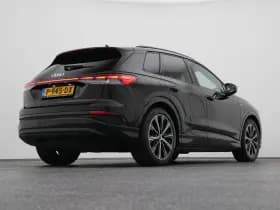 Audi Q4 e tron 35 launch edition s competition 55 kwh camera adaptive stoelverwarming thumbnail 17