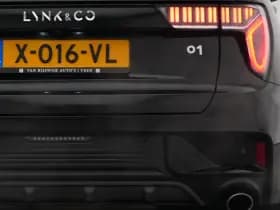 Lynk & 01 1 5 plug in hybrid 360 black zwarte hemel nld auto thumbnail 20