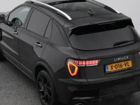 Lynk & 01 1 5 plug in hybrid 360 black zwarte hemel nld auto thumbnail 25
