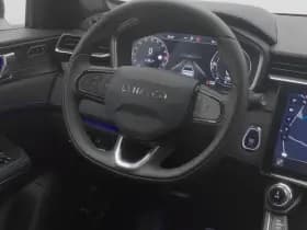 Lynk & 01 1 5 plug in hybrid 360 black zwarte hemel nld auto thumbnail 7