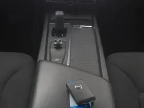 Volvo V60 2 0 b3 momentum advantage cruise carplay thumbnail 12