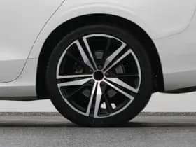 Volvo V60 2 0 b3 momentum advantage cruise carplay thumbnail 40