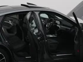 Audi E-tron tron sportback 50 quattro s edition 71 kwh pano camera luchtvering stoelverw trekhaak thumbnail 35