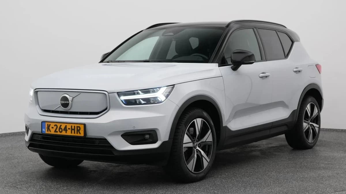 Volvo XC40 recharge p8 awd r design h k keyless stoel en stuurverw camera — foto 1