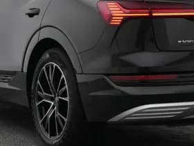 Audi E-tron tron 50 quattro business edition plus 71 kwh pano camera adaptive luchtvering stoelverw thumbnail 19