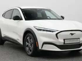 Ford Mustang mach e rwd 75 kwh stoelverw leder 360 adaptive thumbnail 2