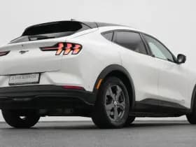 Ford Mustang mach e rwd 75 kwh stoelverw leder 360 adaptive thumbnail 17