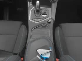 Lynk & 01 1 5 plug in hybrid 360 black nld auto thumbnail 12