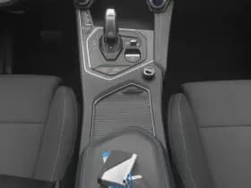 Lynk & 01 1 5 plug in hybrid 360 black nld auto thumbnail 12