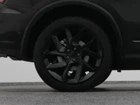 Lynk & 01 1 5 plug in hybrid 360 black nld auto thumbnail 39