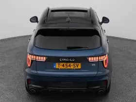 Lynk & 01 1 5 plug in hybrid 360 black zwarte hemel nld auto thumbnail 28