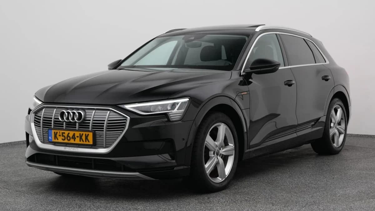 Audi E-tron tron 50 quattro business edition plus 71 kwh pano camera luchtvering stoelverwarming — foto 1