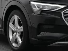 Audi E-tron tron 50 quattro business edition plus 71 kwh pano camera luchtvering stoelverwarming thumbnail 18