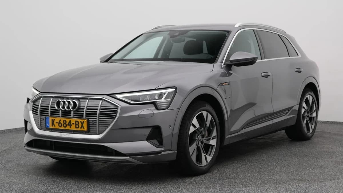 Audi E-tron tron 55 quattro business edition 95 kwh navi memory luchtvering — foto 1