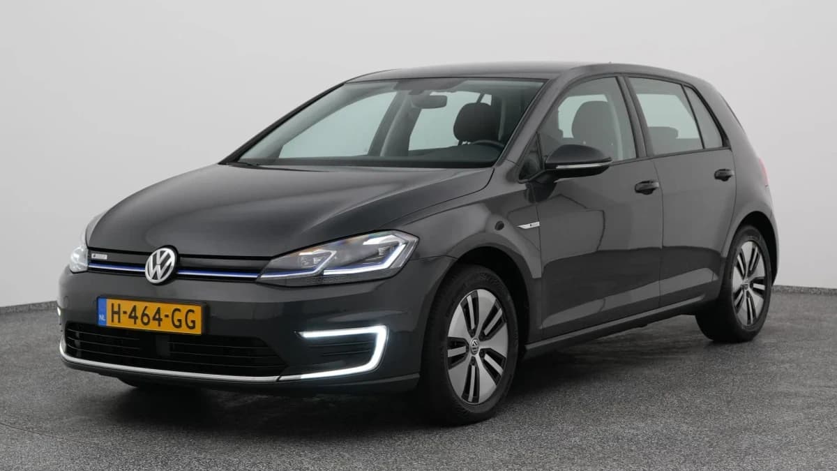 Volkswagen E-Golf golf e dition adaptive navi — foto 1
