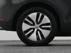 Volkswagen E-Golf golf e dition adaptive navi thumbnail 42