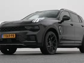 Lynk & 01 1 5 plug in hybrid 360 black zwarte hemel nld auto thumbnail 15