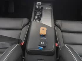 Volvo XC60 2 0 t6 plug in hybrid awd ultimate dark long range pano 360 h k memory stoel en stuurverw thumbnail 12