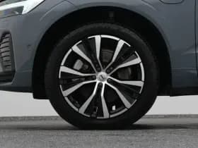 Volvo XC60 2 0 t6 plug in hybrid awd ultimate dark long range pano 360 h k memory stoel en stuurverw thumbnail 39