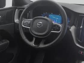 Volvo XC60 2 0 t6 plug in hybrid awd ultimate dark long range pano 360 h k memory stoel en stuurverw thumbnail 7