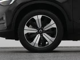 Volvo XC40 recharge plus 70 kwh camera carplay thumbnail 38