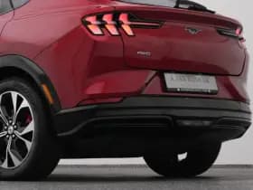 Ford Mustang mach e premium awd 75 kwh camera adaptive memory carplay thumbnail 23