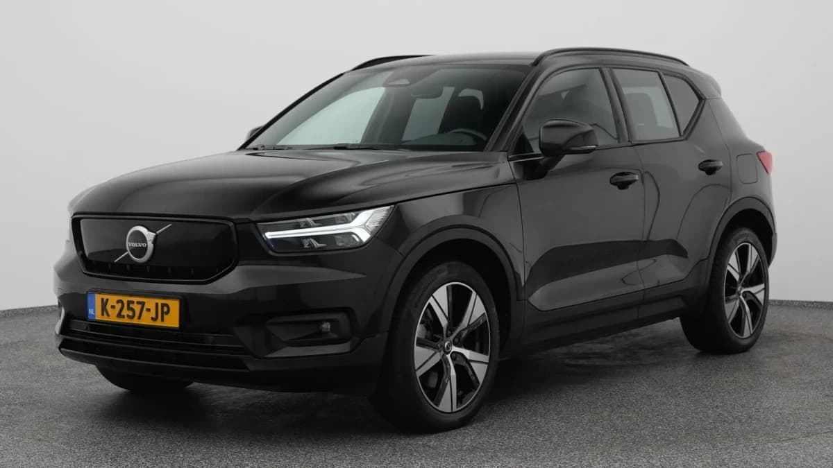 Volvo XC40 recharge p8 awd r design adaptive stoel en stuurverw — foto 1