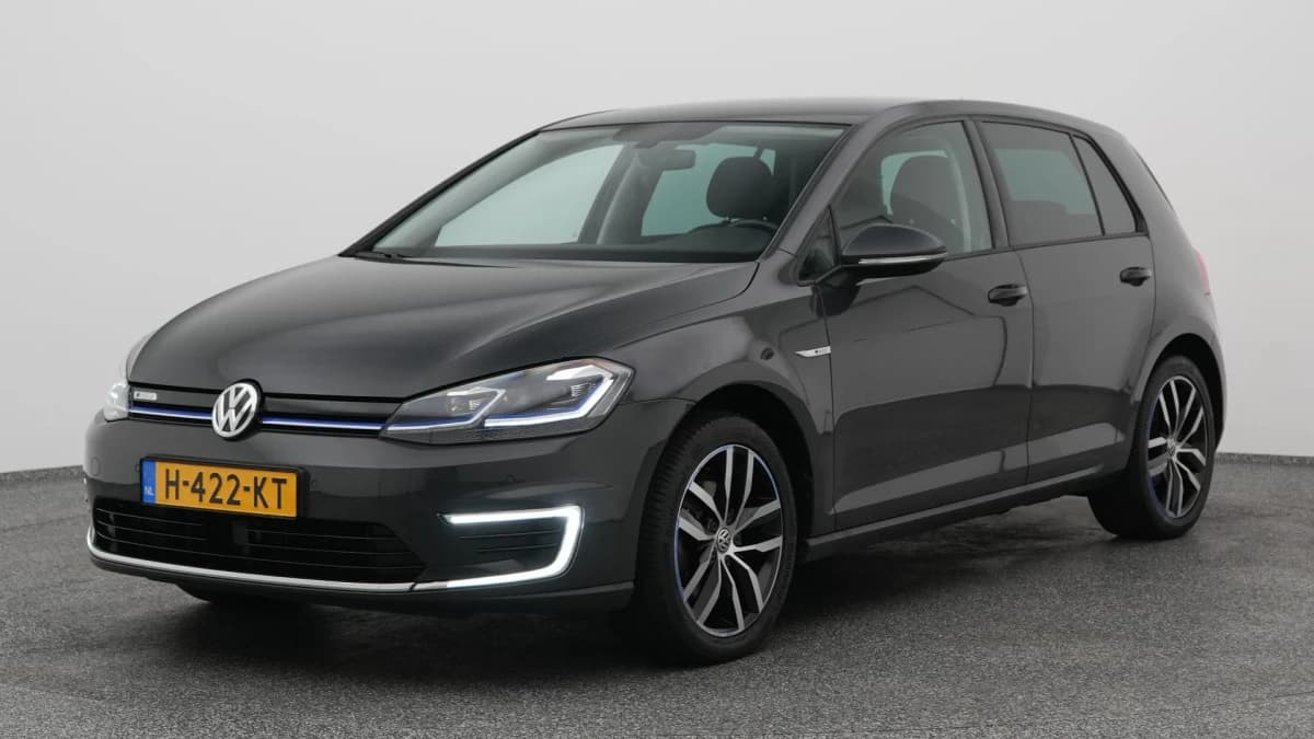 Volkswagen E-Golf golf e dition navi adaptive — foto 1