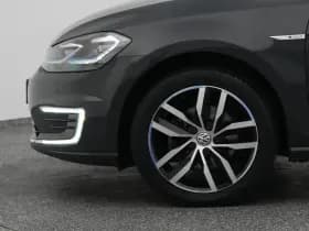 Volkswagen E-Golf golf e dition navi adaptive thumbnail 22