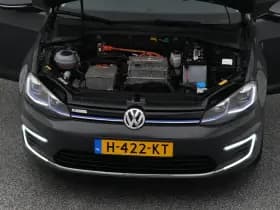 Volkswagen E-Golf golf e dition navi adaptive thumbnail 32