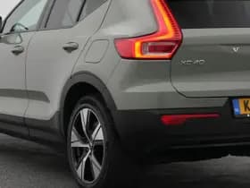 Volvo XC40 recharge p8 awd r design pano 360 h k stoel en stuurverw trekhaak thumbnail 19