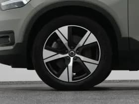 Volvo XC40 recharge p8 awd r design pano 360 h k stoel en stuurverw trekhaak thumbnail 39