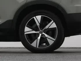 Volvo XC40 recharge p8 awd r design pano 360 h k stoel en stuurverw trekhaak thumbnail 40