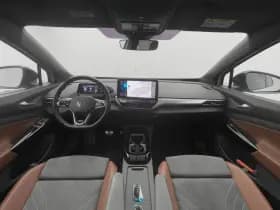 Volkswagen ID.4 4 first max 77 kwh pano 360 adaptive hud warmtepomp stoel en stuurverw thumbnail 3