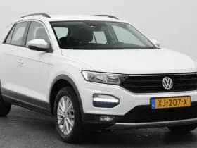 Volkswagen T-Roc roc 1 5 tsi style 6 bak adaptive thumbnail 2