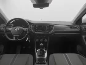 Volkswagen T-Roc roc 1 5 tsi style 6 bak adaptive thumbnail 3