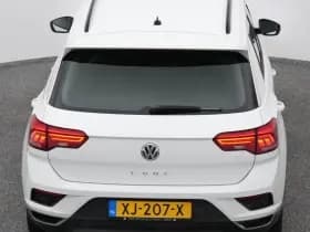 Volkswagen T-Roc roc 1 5 tsi style 6 bak adaptive thumbnail 28
