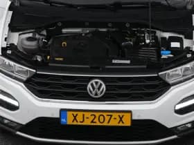 Volkswagen T-Roc roc 1 5 tsi style 6 bak adaptive thumbnail 31