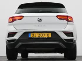 Volkswagen T-Roc roc 1 5 tsi style 6 bak adaptive thumbnail 36
