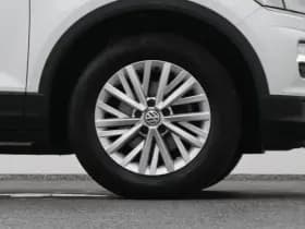 Volkswagen T-Roc roc 1 5 tsi style 6 bak adaptive thumbnail 42