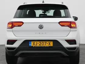 Volkswagen T-Roc roc 1 5 tsi style 6 bak adaptive thumbnail 10
