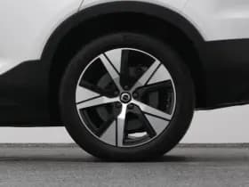 Volvo XC40 recharge p8 awd r design camera adaptive keyless stoel en stuurverw thumbnail 41