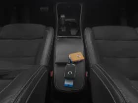 Volvo XC40 recharge p8 awd r design camera adaptive h k stoel en stuurverw thumbnail 13