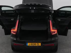 Volvo XC40 recharge p8 awd r design camera adaptive h k stoel en stuurverw thumbnail 30