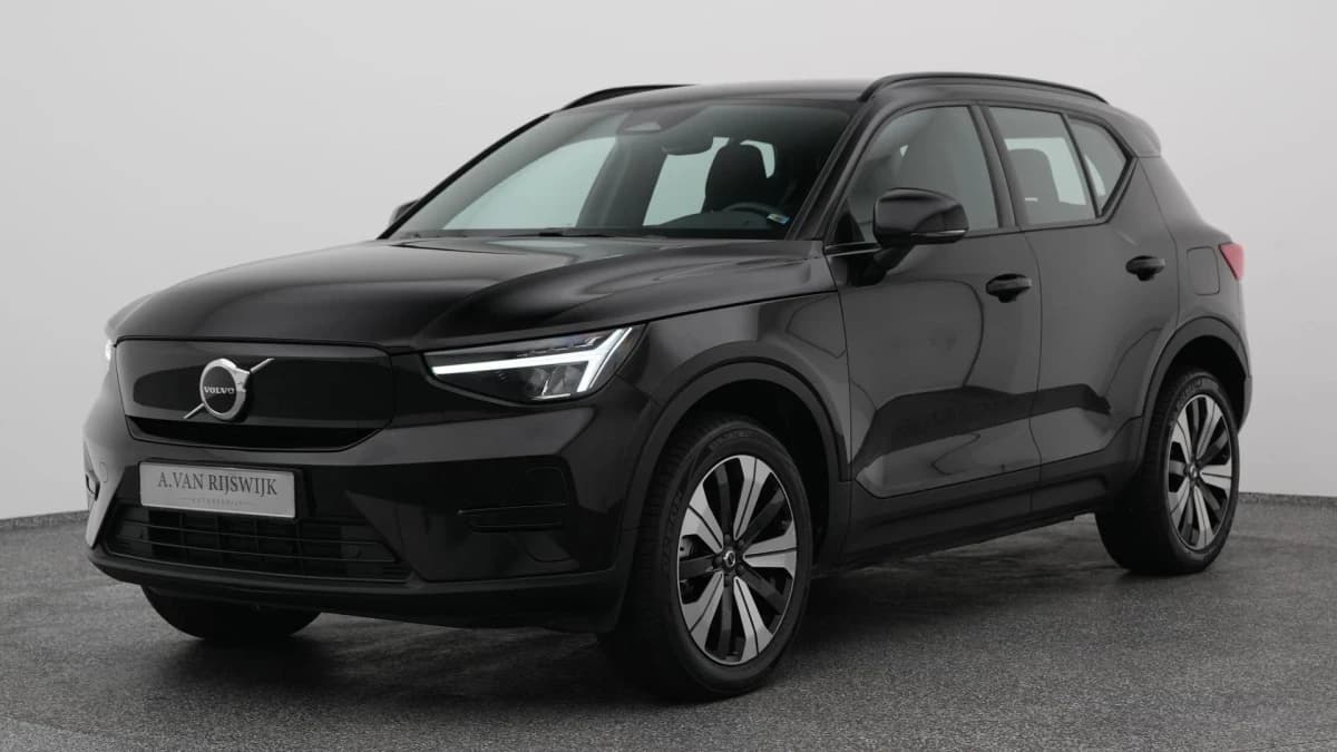 Volvo XC40 recharge core 70 kwh camera carplay warmtepomp — foto 1