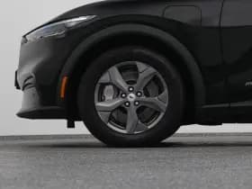 Ford Mustang mach e standard rwd 75 kwh 360 adaptive b o stoel en stuurverw thumbnail 40