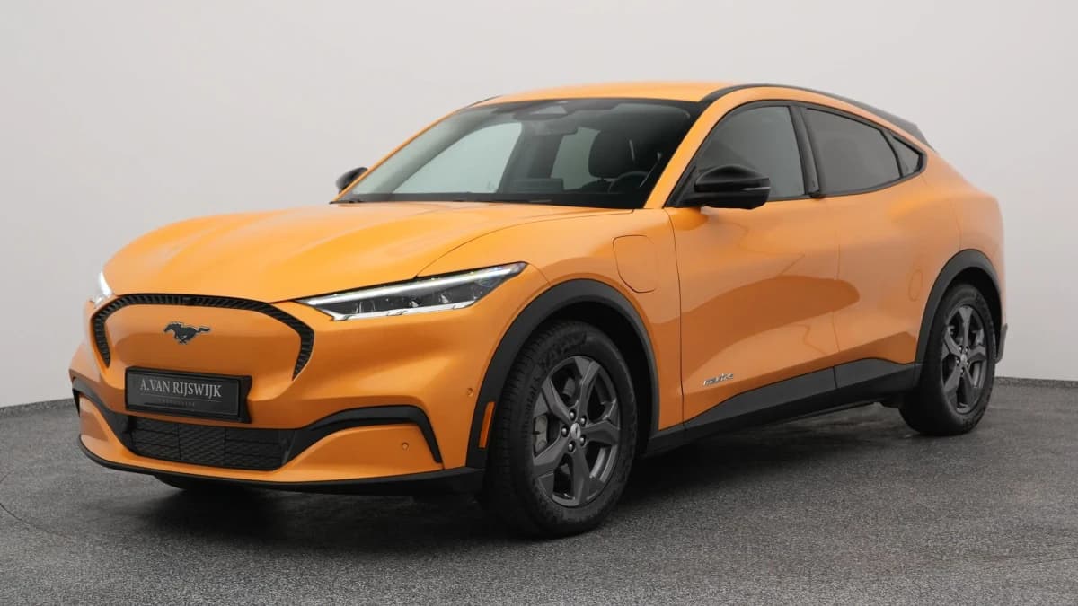 Ford Mustang mach e standard rwd 75 kwh 360 adaptive b o keyless stoel en stuurverw — foto 1